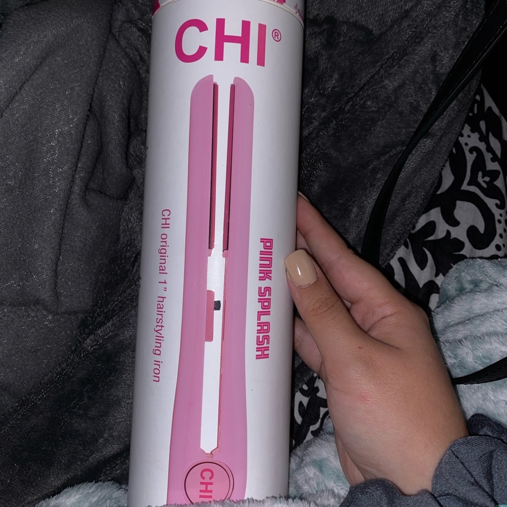 Chi 1” straightener